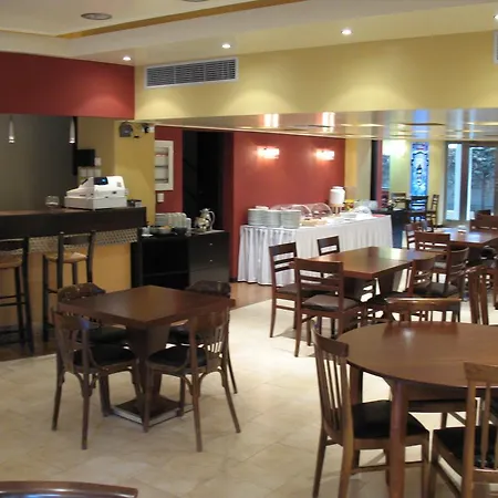 Prigipikon Suites&sofites 2*