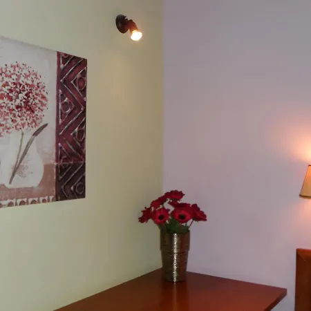 מלון Prigipikon And Sofites 2*