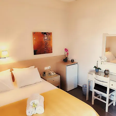 Prigipikon And Sofites 2*