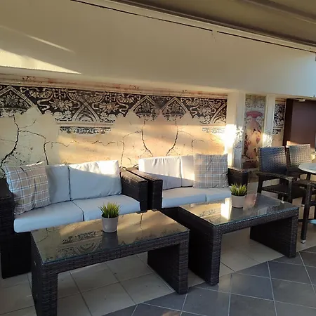 Prigipikon And Sofites 2*